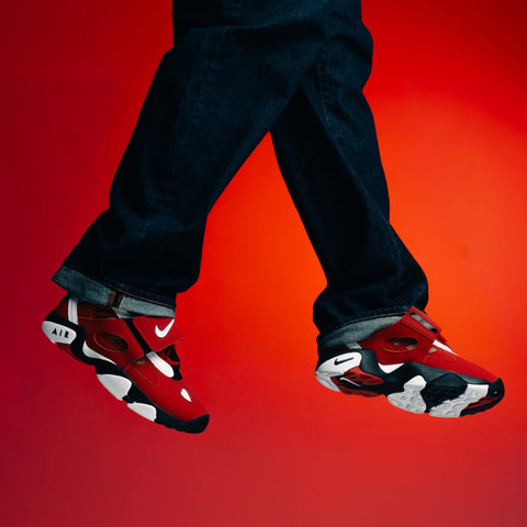 NIKE AIR DIAMOND TURF II - PRIME RED/WHITE