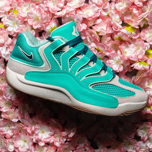 NIKE KD 18 'WANDA' - MIDNIGHT TURQUOISE/PHANTOM