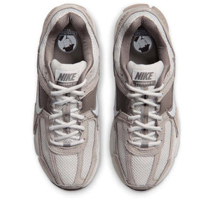 Women's Nike Zoom Vomero 5 - Vast Grey/Photon Dust