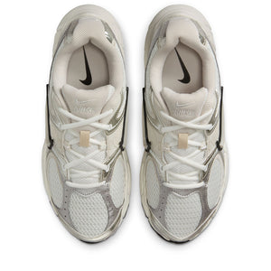 Women's Nike V5 RNR - Summit White/Light Orewood Brown