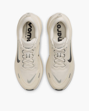 Nike Vomero Plus - Sail/Black
