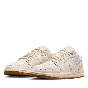 Women's Air Jordan 1 Low SE - Chalk/Chalk