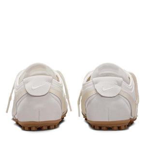 Women's Nike Moon Shoe OG - Summit White/Soft Pearl