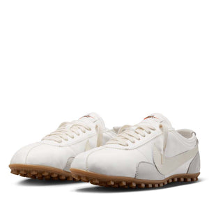 Women's Nike Moon Shoe OG - Summit White/Soft Pearl