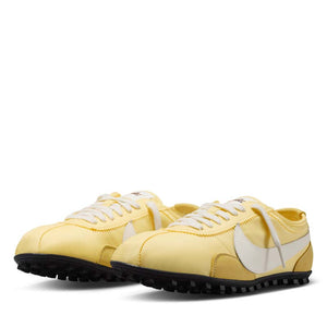 Women's Nike Moon Shoe OG - Soft Yellow/Soft Pearl