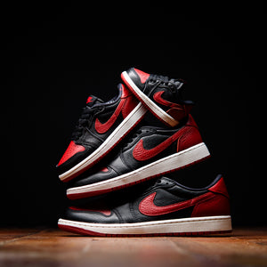 Jordan 1 Retro Low OG 'Banned' (TD) - Black/Varsity Red