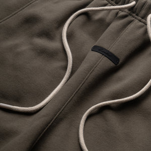 Fear Of God Essentials Fleece Cargo Basketball Shorts - Moss