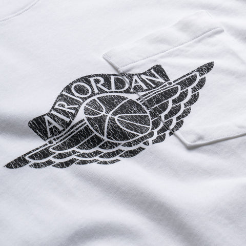 Jordan Flight Essentials Pocket Tee - White/Black