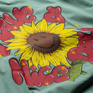 Market Smiley Sunflower Tee - Malachite Green