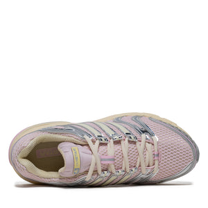 Women's Adidas Adistar Control 5 - Warm Vanilla/Clear Pink