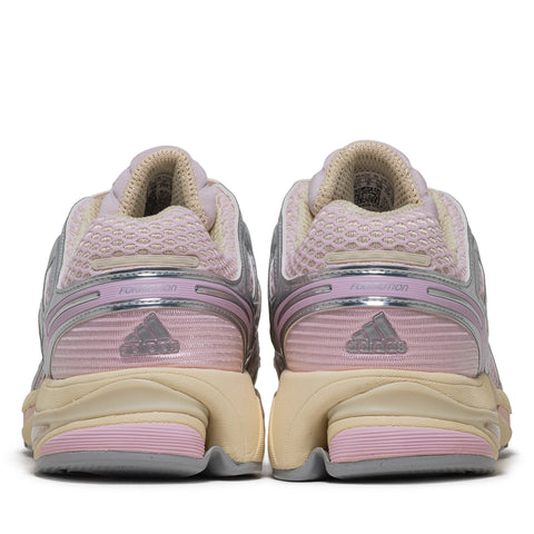 Women's Adidas Adistar Control 5 - Warm Vanilla/Clear Pink
