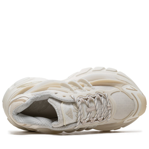 Pharrell Williams x Adidas Adistar Jellyfish - Chalk White/Off White