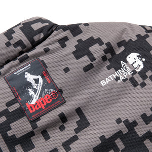 Kazuki Kuraishi x A Bathing Ape Pixelate Camo Reversible Down Jacket - Black