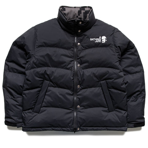 Kazuki Kuraishi x A Bathing Ape Pixelate Camo Reversible Down Jacket - Black