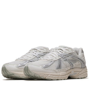 Brooks Adrenaline GTS 10 - White/Coconut Milk