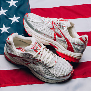 Brooks Adrenaline GTS 10 - Coconut Milk/Ribbon Red