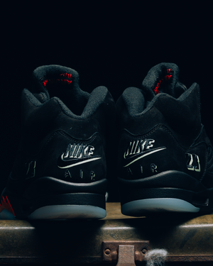 Air Jordan 5 Retro 'Halloween' - Black/Picante Red