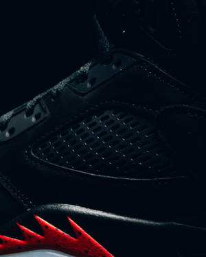 Air Jordan 5 Retro 'Halloween' - Black/Picante Red