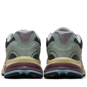 New Balance 2010 - Mosaic Green/Rosewood