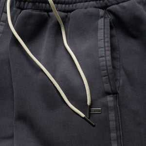 Nike Book Standard Issue Therma-FIT Basketball Shorts - Black