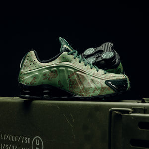 Nike Shox R4 SP - Noble Green/Black