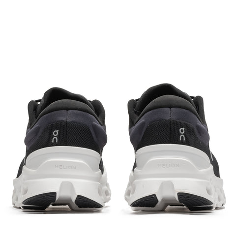 Women's On Cloudstratus 3 - Black/Frost