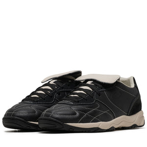 Puma King Indoor Icons - Black/Frosted Ivory