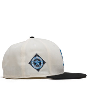 New Era x Politics Texas Rangers 59FIFTY Fitted - Chrome/Black