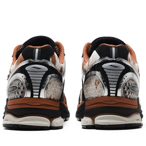 Saucony Progrid Triumph 4 'Space Cowboy' - Silver/Glove